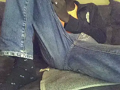 Snapshot of Delicious-D chatting on 02-11-25, 07:38 Delicious-D online show from 02-11-25, 07:38