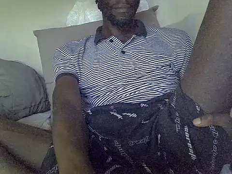 Snapshot of Delicious-D chatting on 02-20-25, 11:09 Delicious-D online show from 02-20-25, 11:09