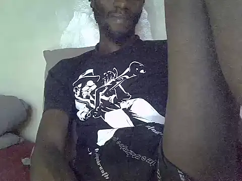 Snapshot of Delicious-D chatting on 02-21-25, 11:44 Delicious-D online show from 02-21-25, 11:44