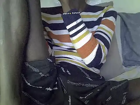 Snapshot of Delicious-D chatting on 03-11-25, 10:18 Delicious-D online show from 03-11-25, 10:18