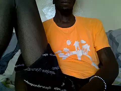 Snapshot of Delicious-D chatting on 03-22-25, 12:14 Delicious-D online show from 03-22-25, 12:14