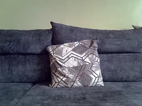 Snapshot of Delicious-D chatting on 09-24-25, 08:17 Delicious-D online show from 09-24-25, 08:17