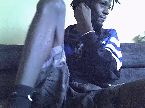 Snapshot of Delicious-D chatting on 09-25-25, 06:06 Delicious-D online show from 09-25-25, 06:06