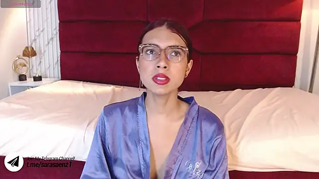 Snapshot of sara_saenz99 chatting on 12-23-24, 10:44 sara saenz99 online show from 12-23-24, 10:44