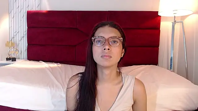 Snapshot of sara_saenz99 chatting on 02-23-25, 07:17 sara saenz99 online show from 02-23-25, 07:17