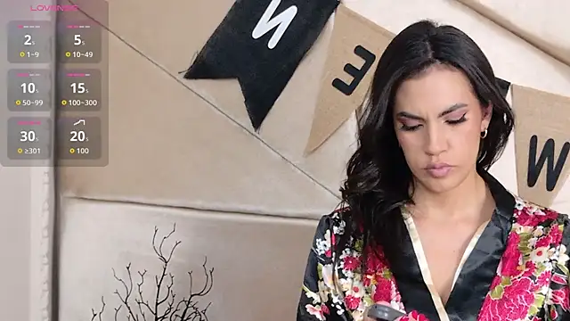 Camille Torres online show from 10-28-25, 02:09