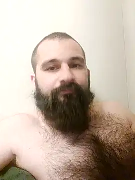 Snapshot of hungandnerdy420 chatting on 11-29-25, 04:10 hungandnerdy420 online show from 11-29-25, 04:10