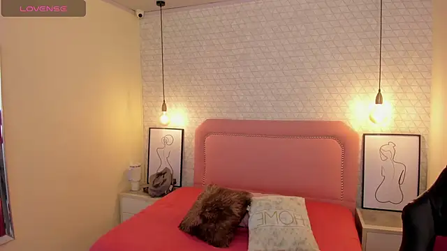 Kittytimberlake online show from 11-04-25, 12:04