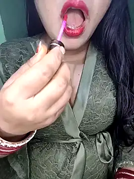 Snapshot of Pratibha_ji chatting on 01-11-25, 04:25 Pratibha ji online show from 01-11-25, 04:25