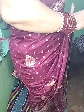 Snapshot of Pratibha_ji chatting on 01-12-25, 07:00 Pratibha ji online show from 01-12-25, 07:00