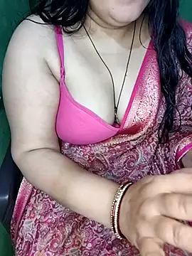 Snapshot of Pratibha_ji chatting on 02-19-25, 05:49 Pratibha ji online show from 02-19-25, 05:49