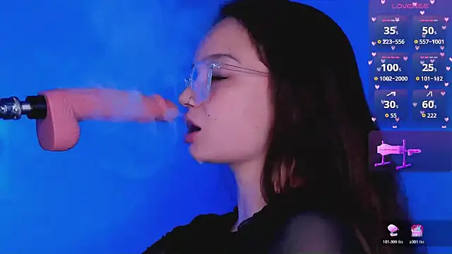 Snapshot of bitchpeace_ chatting on 11-08-25, 04:18 bitchpeace online show from 11-08-25, 04:18