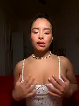 Snapshot of Marie_Rose chatting on 11-11-25, 10:32 Marie Rose online show from 11-11-25, 10:32