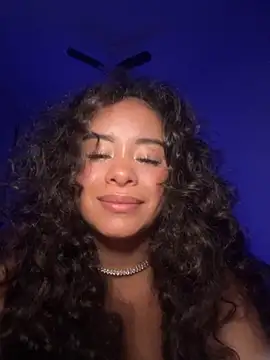 Snapshot of Marie_Rose chatting on 11-14-25, 01:15 Marie Rose online show from 11-14-25, 01:15