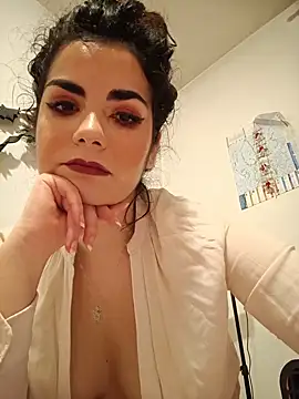 Saturnia Yvonne online show from 02-25-25, 06:31