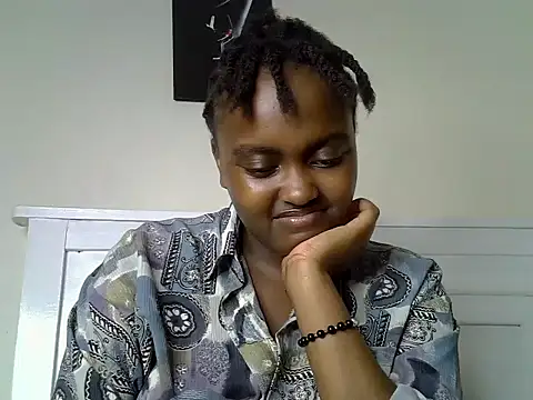 Snapshot of _nightnurse chatting on 12-18-24, 10:46 nightnurse online show from 12-18-24, 10:46