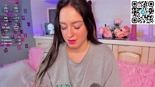 Snapshot of Kruela_Eva chatting on 03-07-25, 02:46 Kruela Eva online show from 03-07-25, 02:46