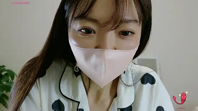 momochan88 online show from 02-27-26, 12:05