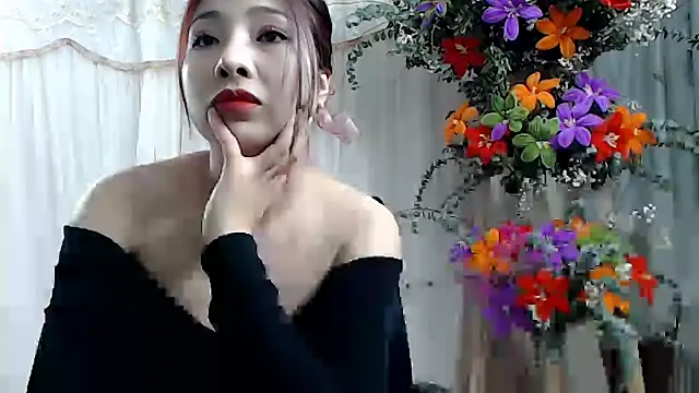 Snapshot of MiMi_0293 chatting on 01-02-25, 12:57 MiMi 0293 online show from 01-02-25, 12:57