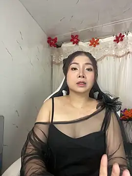 Snapshot of MiMi_0293 chatting on 10-17-25, 05:37 MiMi 0293 online show from 10-17-25, 05:37