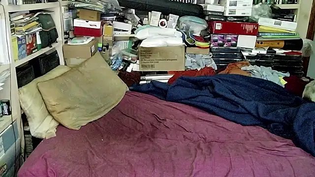 hadeszeuss2 online show from 12-02-24, 04:42