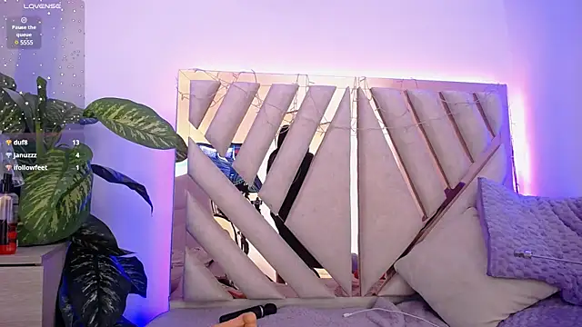 Camille jhonson online show from 03-16-25, 04:56