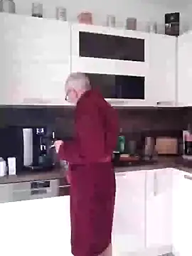 Snapshot of heitzer1072 chatting on 01-03-25, 08:54 heitzer1072 online show from 01-03-25, 08:54