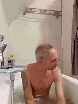 Snapshot of heitzer1072 chatting on 01-27-25, 06:30 heitzer1072 online show from 01-27-25, 06:30