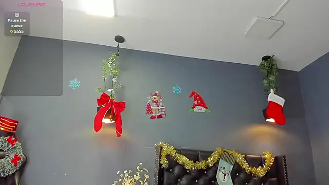 Hannah Miller   online show from 12-23-24, 11:47
