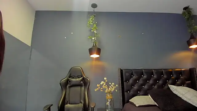 Hannah Miller   online show from 01-18-25, 11:43