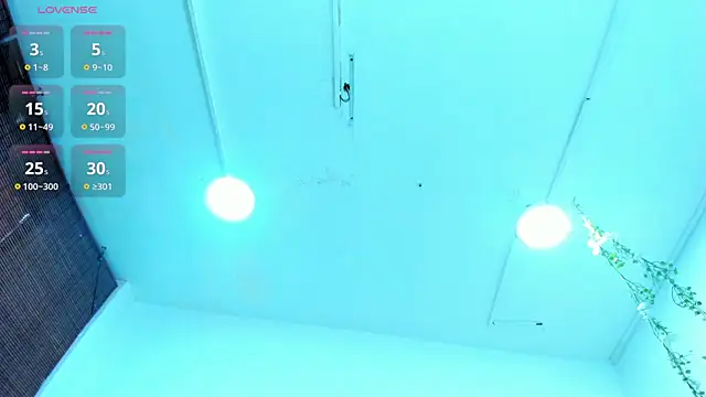 Hannah Miller   online show from 09-30-25, 05:18