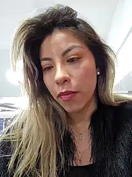 Karen San Miguel online show from 01-24-25, 10:41