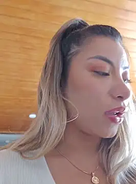 Karen San Miguel online show from 02-22-25, 05:57