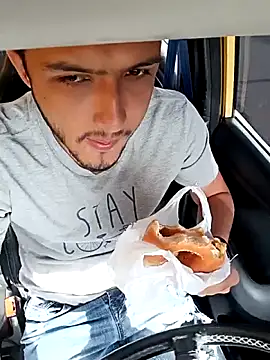 mosmar 20 online show from 10-27-25, 01:37