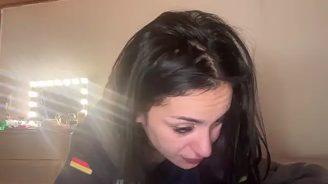 JeSuisUnTapin online show from 10-25-25, 05:40