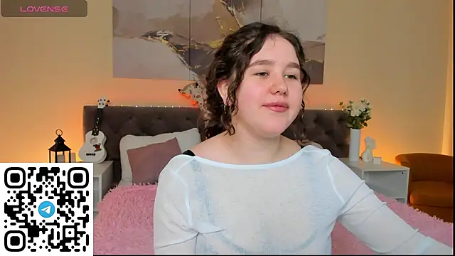 Ariella Sol online show from 01-30-25, 04:16