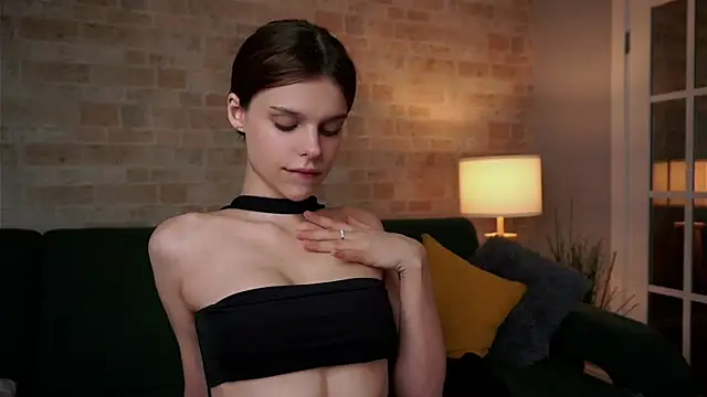 RexanneHatt online show from 02-21-25, 04:18