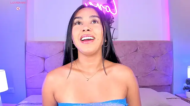 Cameliaa Smiith online show from 01-14-25, 03:32