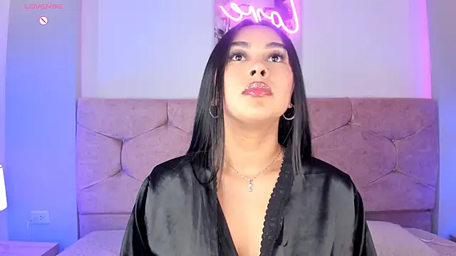 Cameliaa Smiith online show from 02-15-25, 04:14