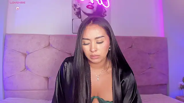 Cameliaa Smiith online show from 03-21-25, 09:45