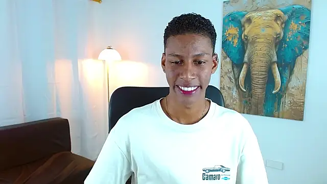 maiki18  online show from 12-03-25, 08:40