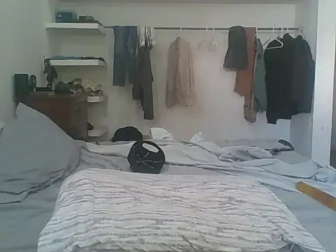 MrPatrick777 online show from 12-03-25, 07:45