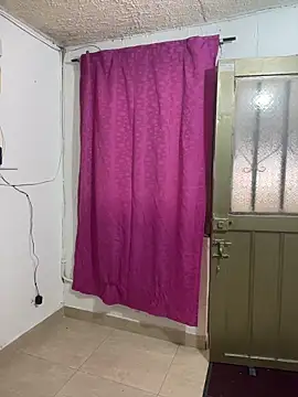 Ari Baker online show from 10-25-25, 05:19