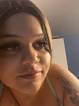 Lolacavalona online show from 12-15-24, 08:58