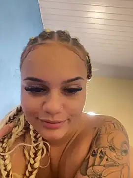 Lolacavalona online show from 01-04-25, 12:59