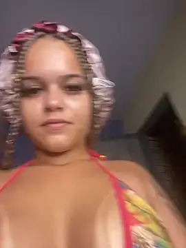 Lolacavalona online show from 01-27-25, 07:14