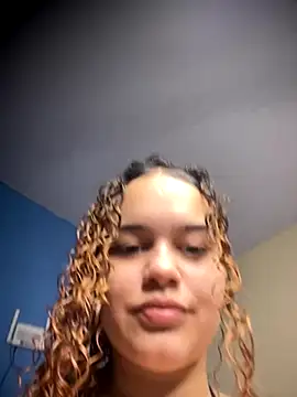 Lolacavalona online show from 09-29-25, 04:56