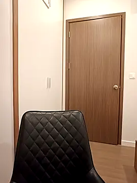 Snapshot of Sugar2k5 chatting on 02-21-25, 02:16 Sugar2k5 online show from 02-21-25, 02:16