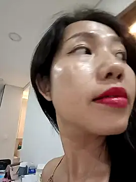 Snapshot of Sugar2k5 chatting on 03-04-25, 01:49 Sugar2k5 online show from 03-04-25, 01:49