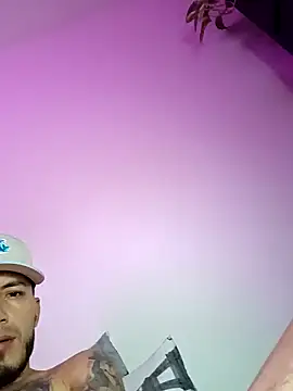 Leslly  online show from 12-28-24, 12:24